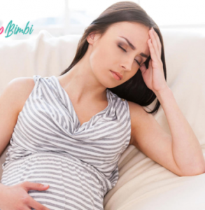 Mal di testa in gravidanza: cause e rimedi